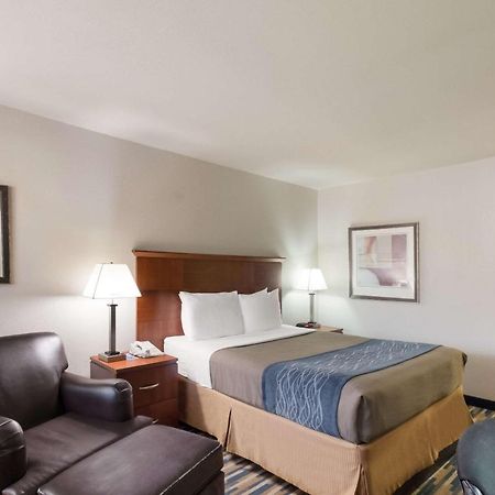 Rodeway Inn Fort Morgan Εξωτερικό φωτογραφία
