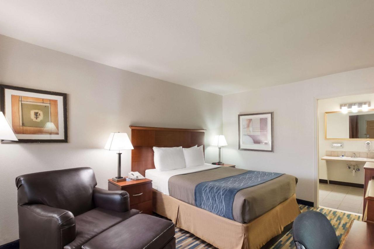 Rodeway Inn Fort Morgan Εξωτερικό φωτογραφία