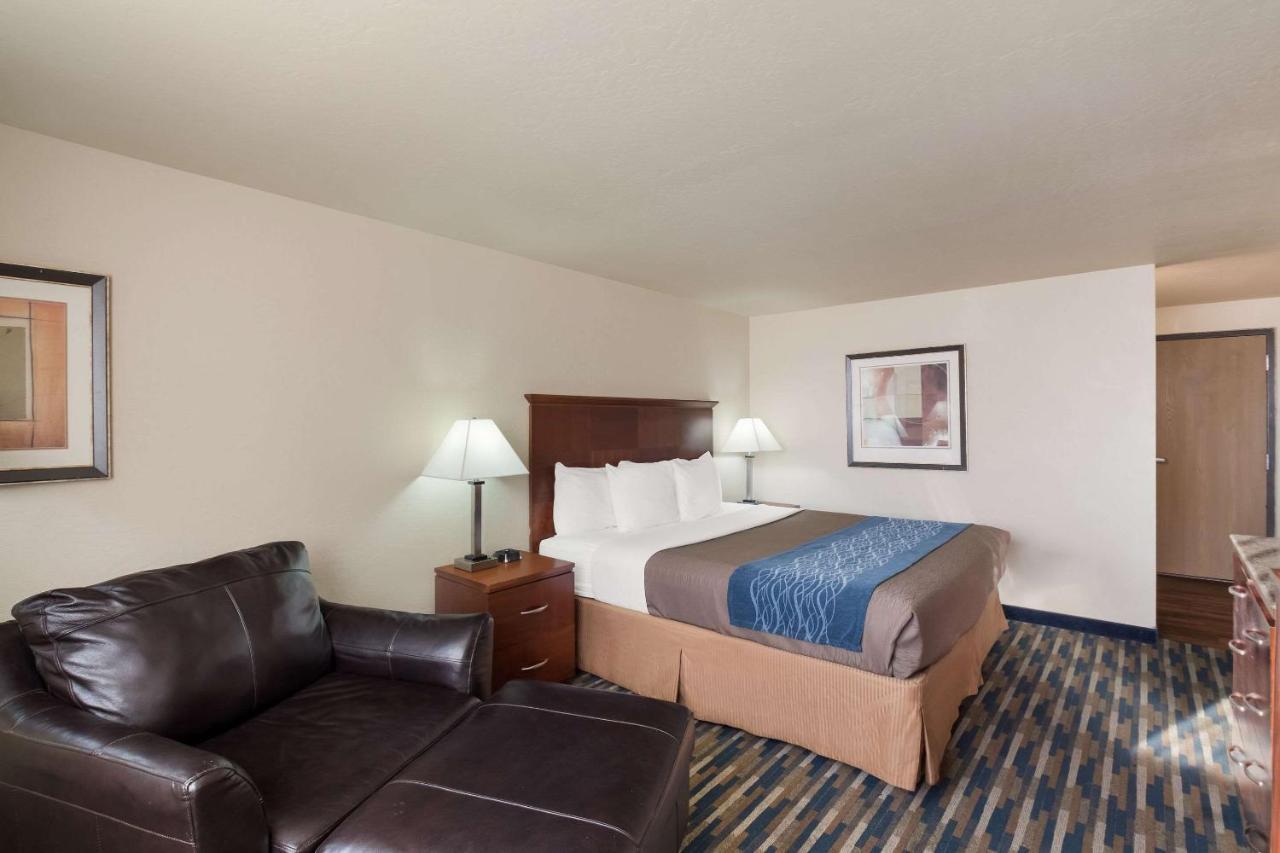 Rodeway Inn Fort Morgan Εξωτερικό φωτογραφία
