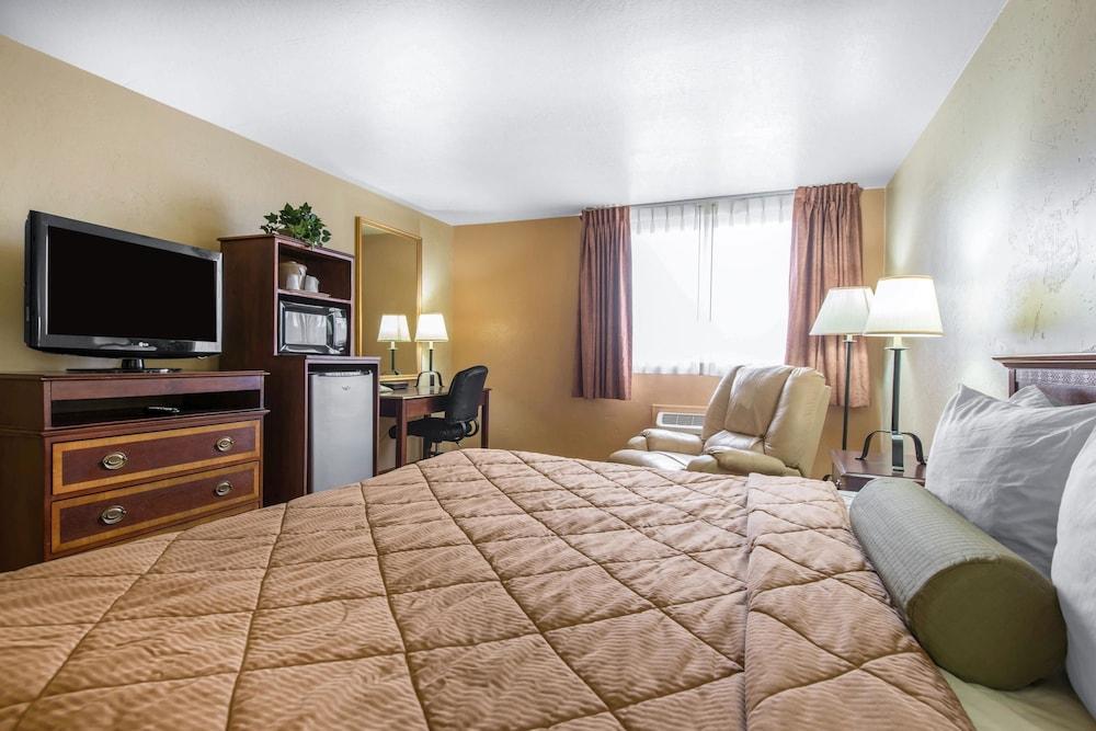 Rodeway Inn Fort Morgan Εξωτερικό φωτογραφία