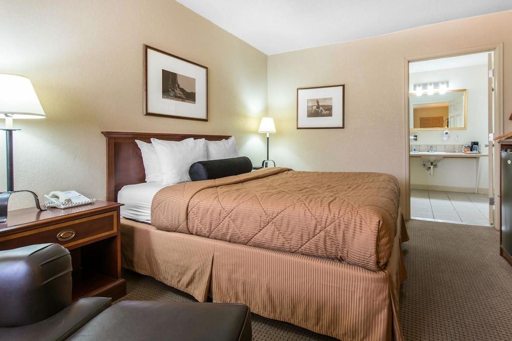 Rodeway Inn Fort Morgan Εξωτερικό φωτογραφία