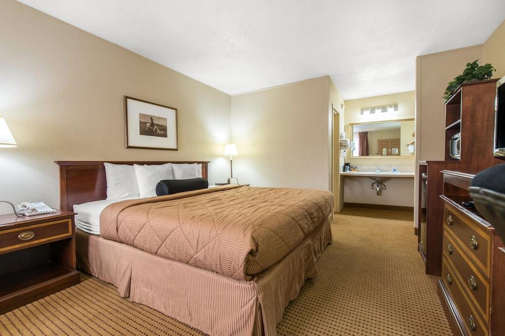Rodeway Inn Fort Morgan Εξωτερικό φωτογραφία
