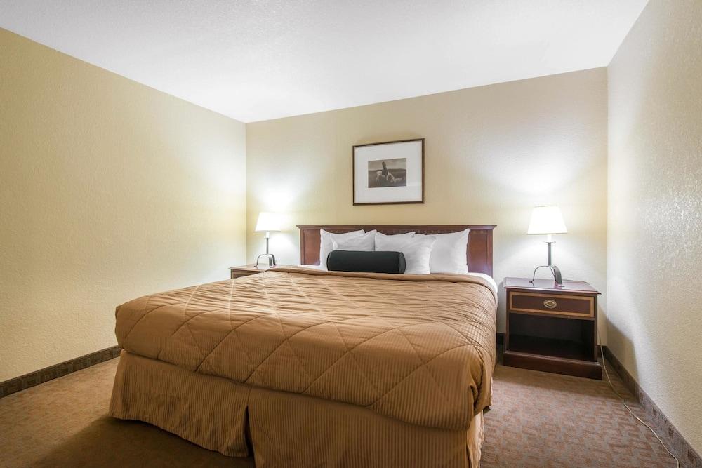 Rodeway Inn Fort Morgan Εξωτερικό φωτογραφία
